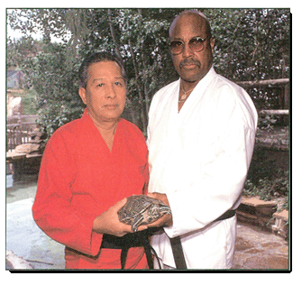 Kamagong Self Defense Sparing